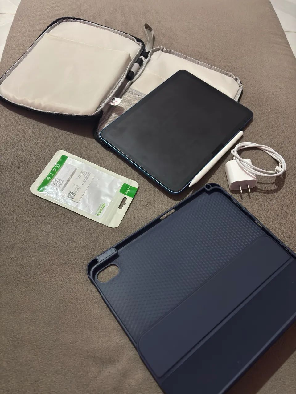 iPad 11 128GB Azul em garantia 