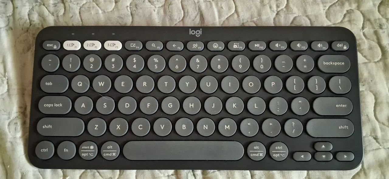 Logitech Pebble Keys 2 K380s Graphite Keyboard494563036434288641