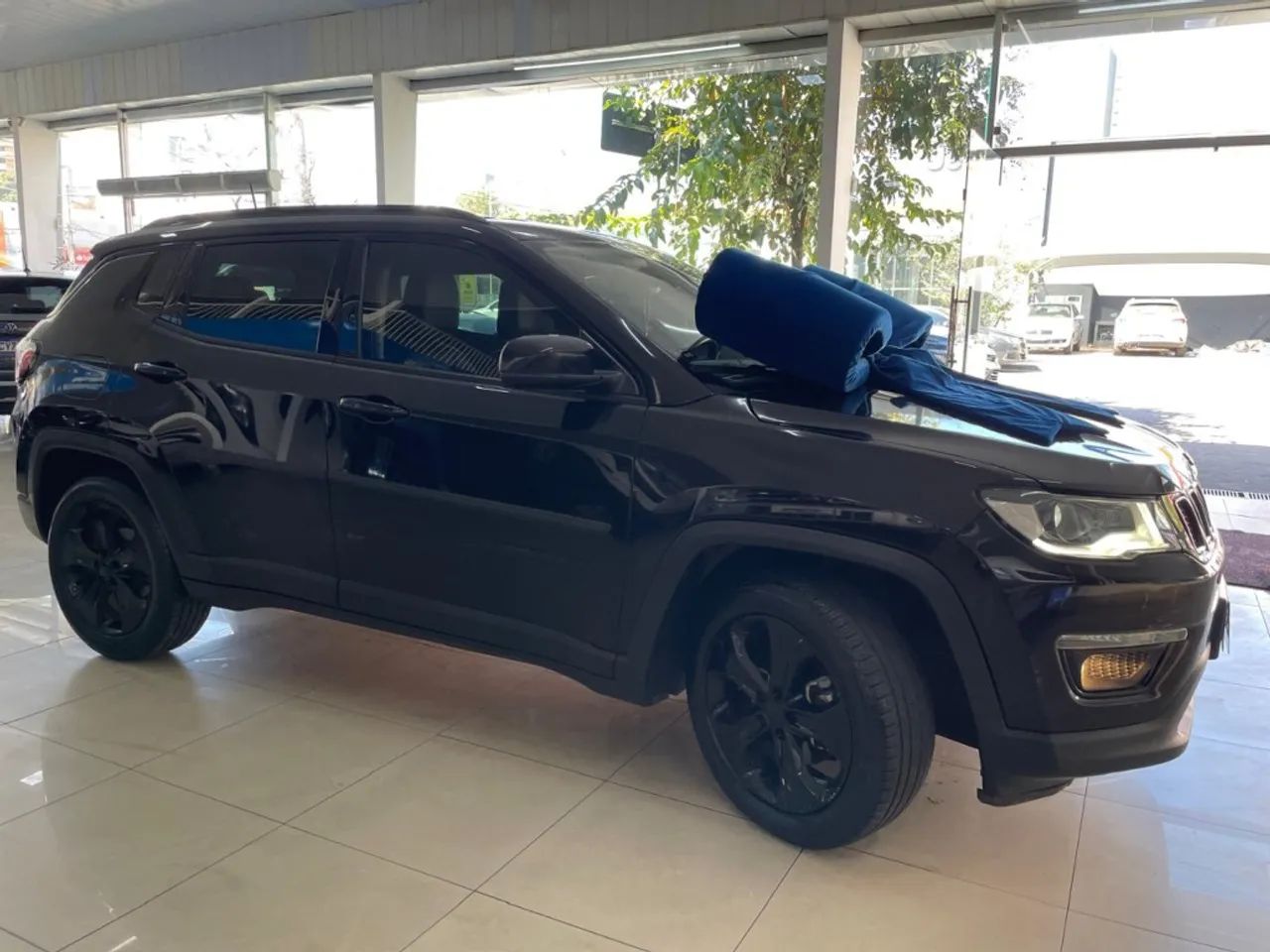 Jeep Compass Night Eagle 2.0 4X2 Flex 16V AUT 2018 - Foto 3
