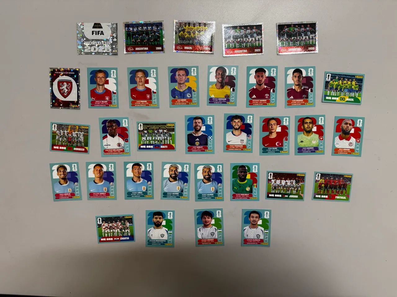 Lote com 33 Figurinhas Copa do Mundo 2026 - Foto 2