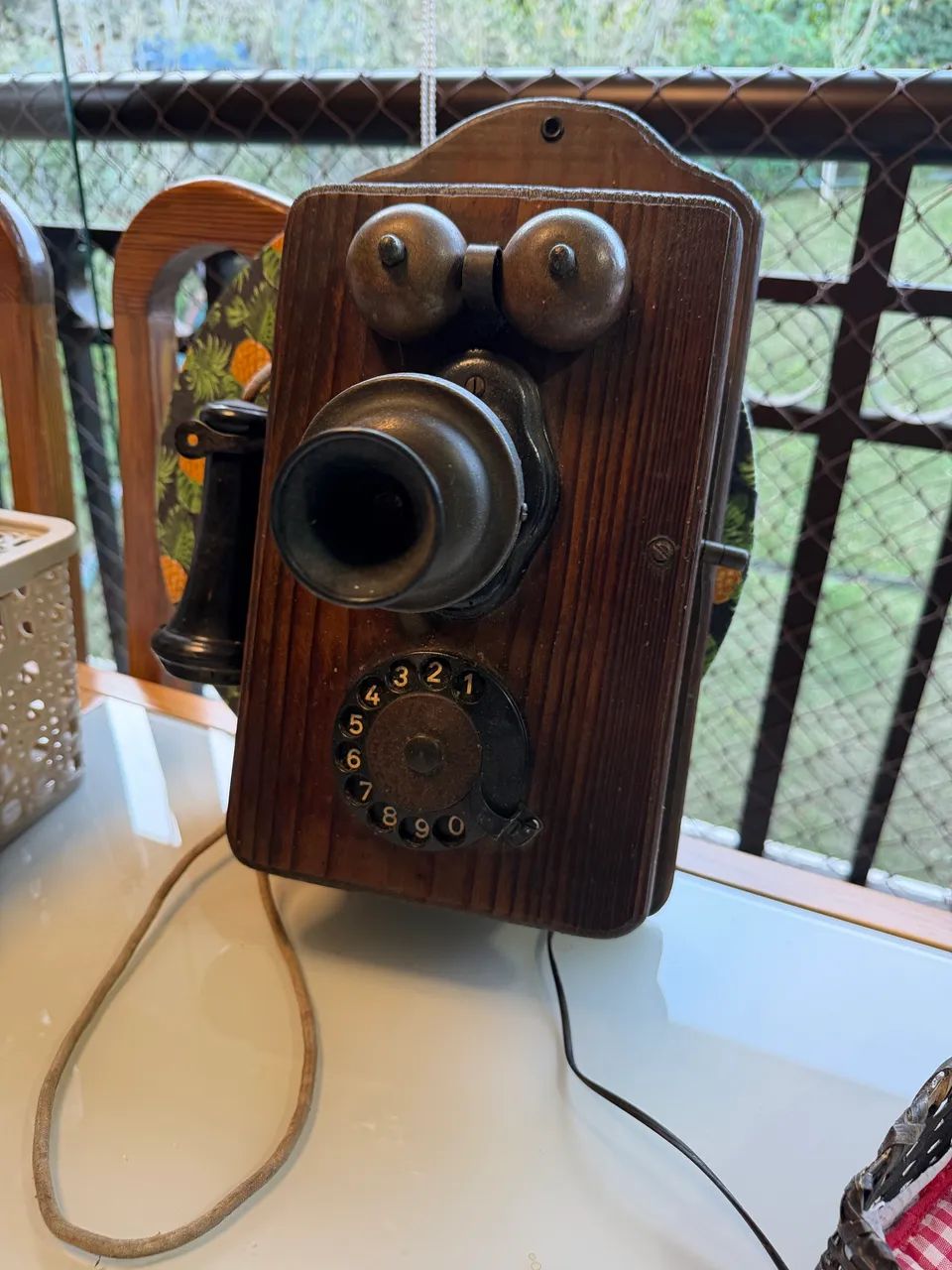 Telefone de Parede Vintage em Madeira - Estilo Antigo Clássico