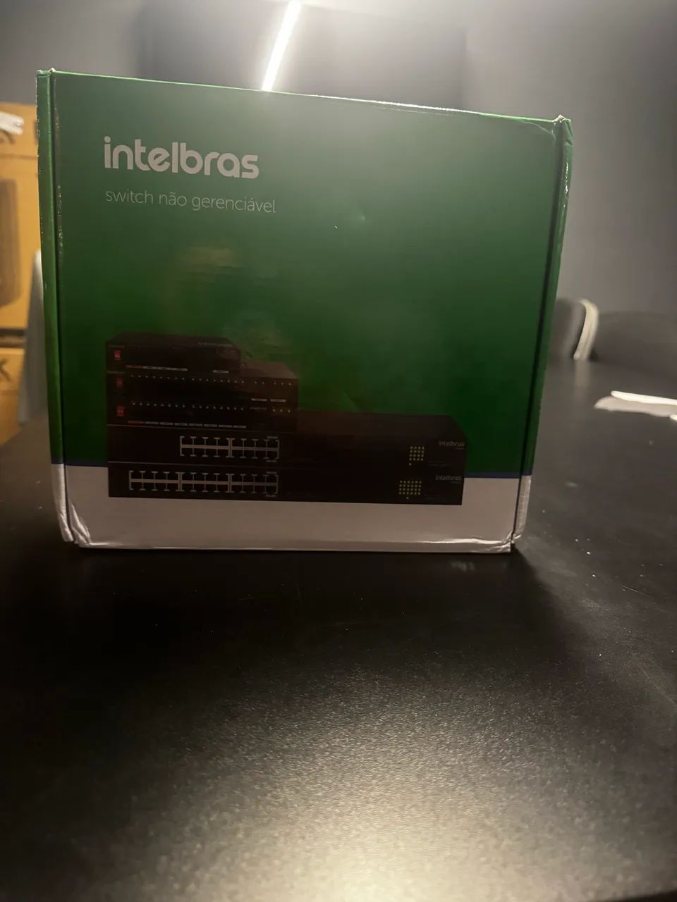 Switch 10 portas Intelbras
