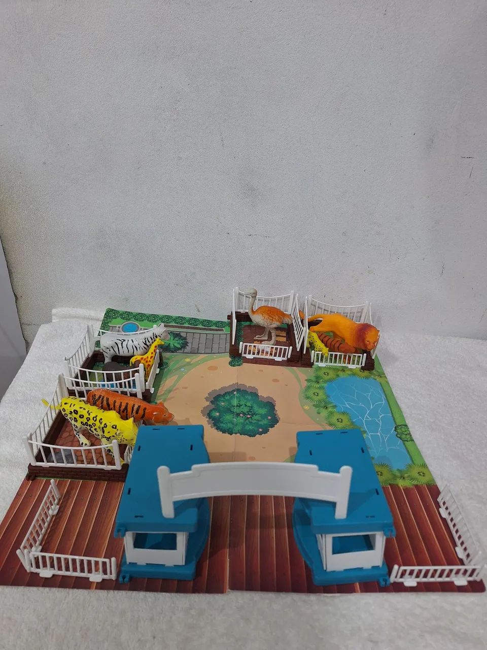 Combo de brinquedos zoológico e bichinhos animais da floresta