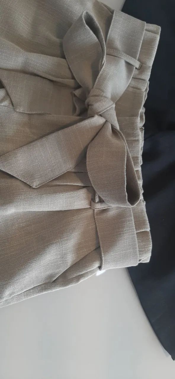 2 shorts alfaiataria de linho caqui e preto - Foto 3