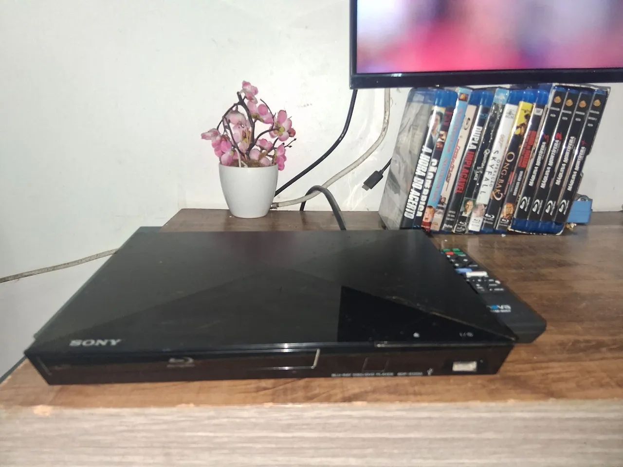 Aparelho bluray sony modelo s1200 com 13 blurays - Foto 4