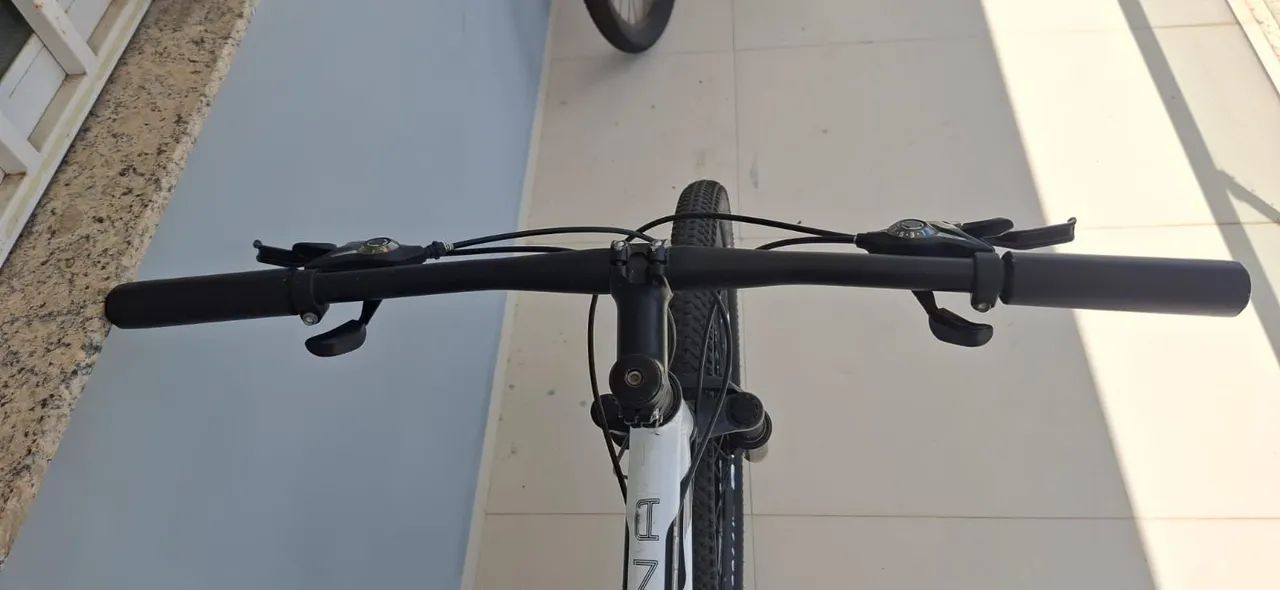 Bicicleta COLLI, aro 29. Usada - Foto 5