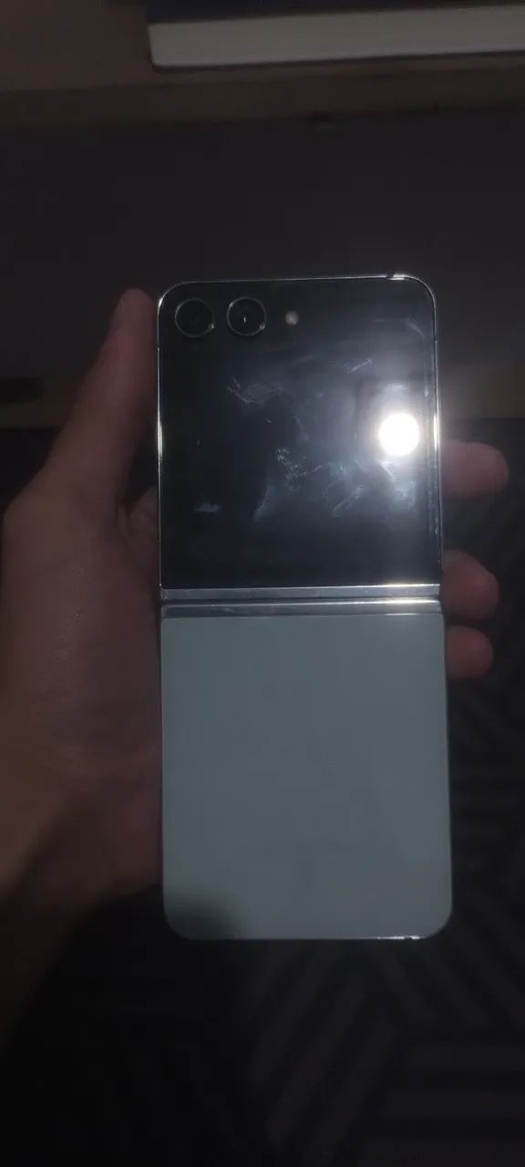  Samsung Galaxy Z Flip 5 - Defeito na tela Frontal - Foto 2