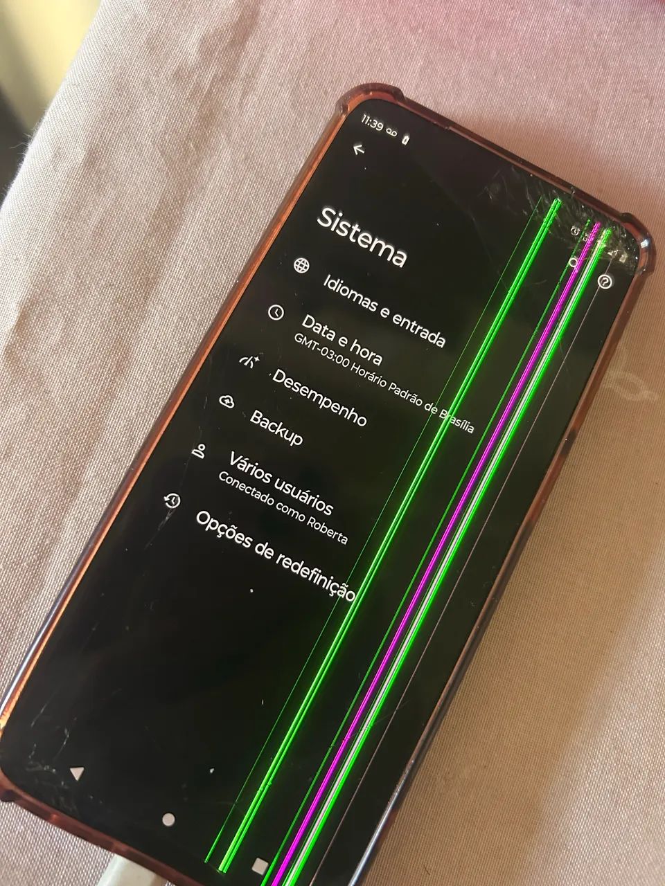 Celular com defeito para retirada de peças 