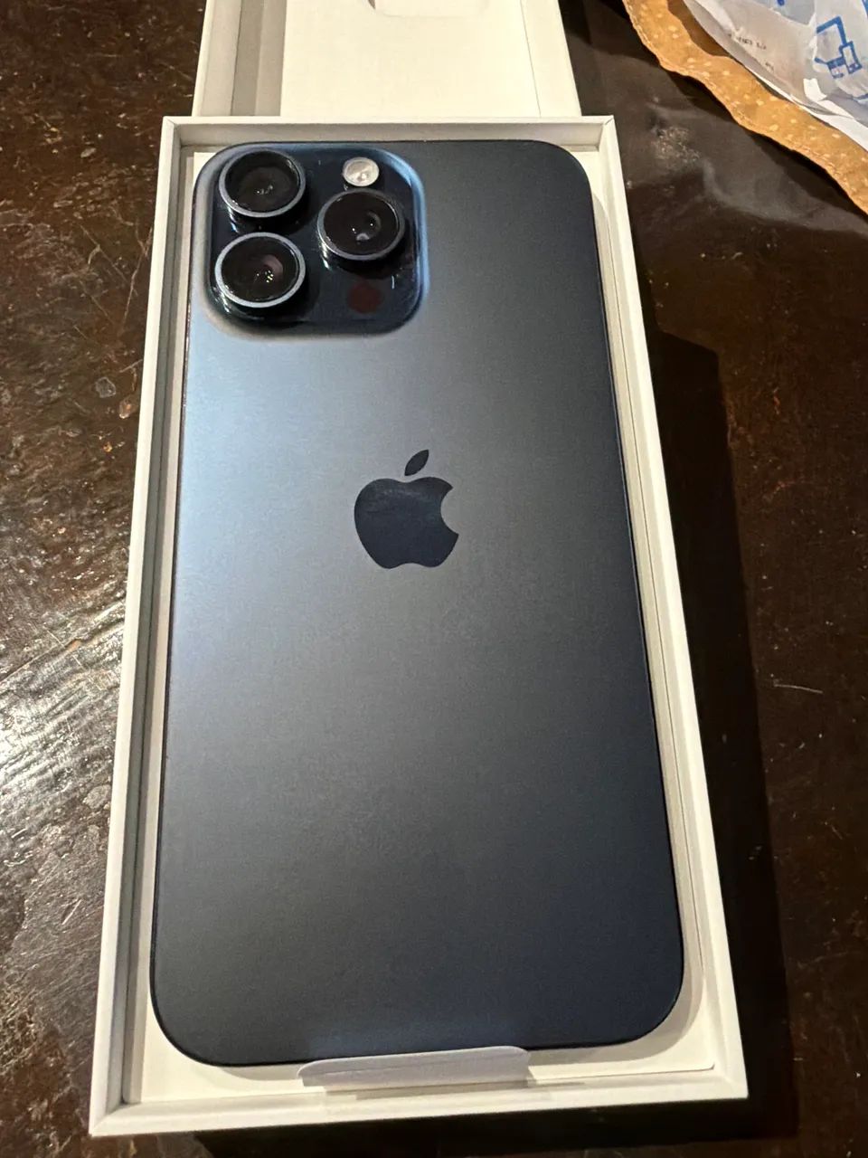 Iphone 15 Pro Max 512 Gb Azul Escuro - EXCELENTE  - Foto 3