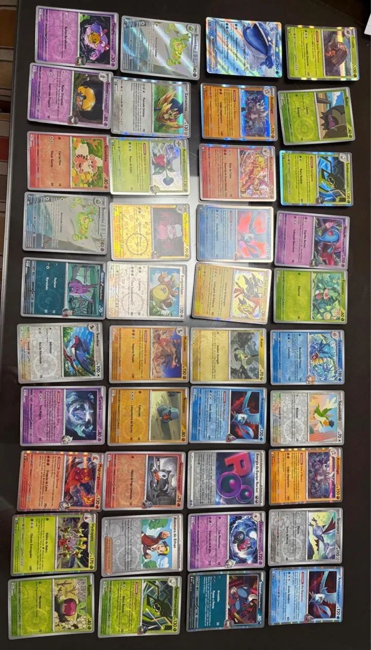 Mega Coleção Cartas Pokémon TCG - 989 Cartas