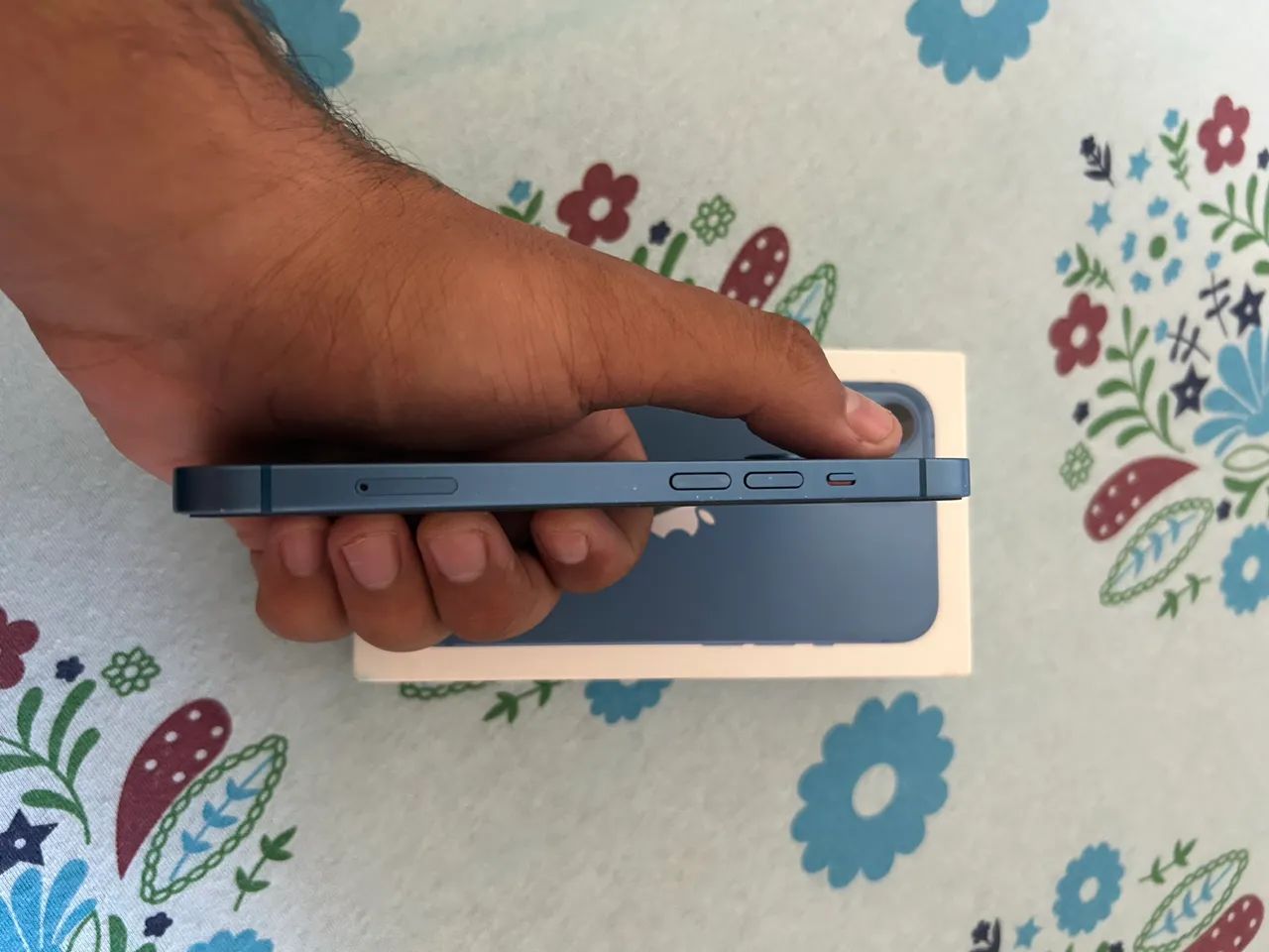 Vende- se iPhone 13 - Foto 2