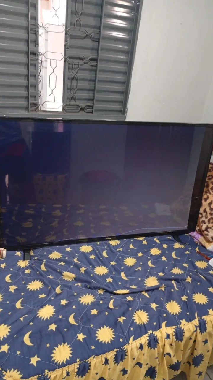 Vendo uma tv Philco com defeito só na tela ou display quebrado 55 polegadas led Philco  - Foto 4