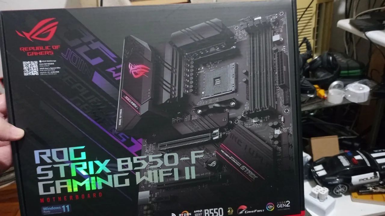 Placa Asus Rog strix B550 F nova