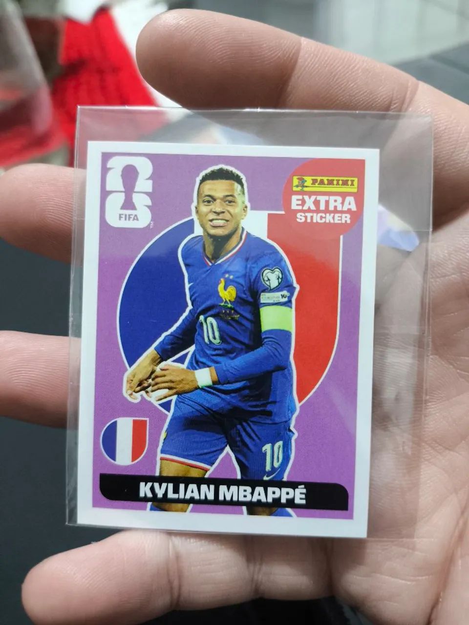 MBAPPE FIGURINHA LEGEND 