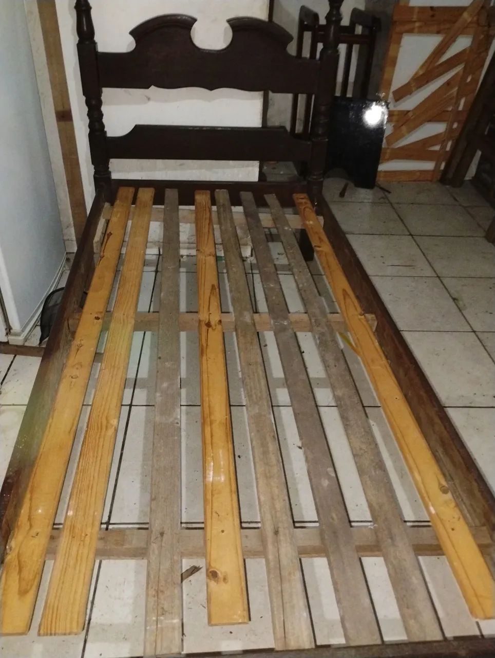 Cama madeira maciça  - Foto 2