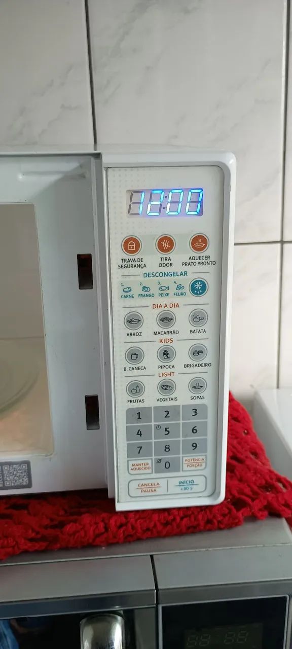 Microondas Electrolux 20 litros 127v - Foto 4