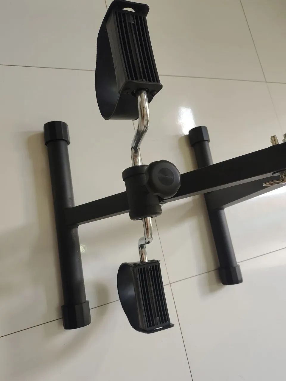 Bicicleta de ergométrica para pés e mãos  - Foto 4
