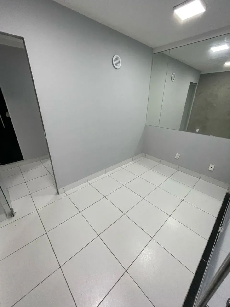 ALUGA-SE SALAS E LOJAS NO CENTRO DA CIDADE ALTA  - Foto 4