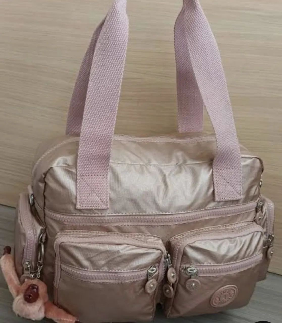 Bolsa ORIGINAL NOVA KIPLING GRANDE VIAGEM/MATERNIDADE  - Foto 4
