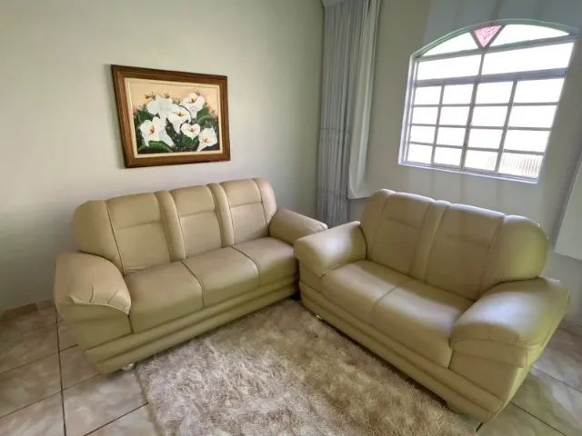 Vendo lindo conjunto de sofás de sala, 2 e 3 lugares