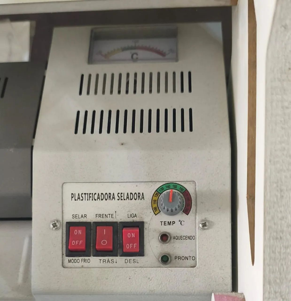 Plastificadora com suporte para bopp 