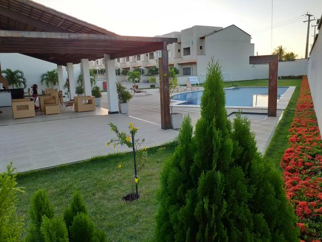 Linda casa em condomínio com ótima localização - Foto 10