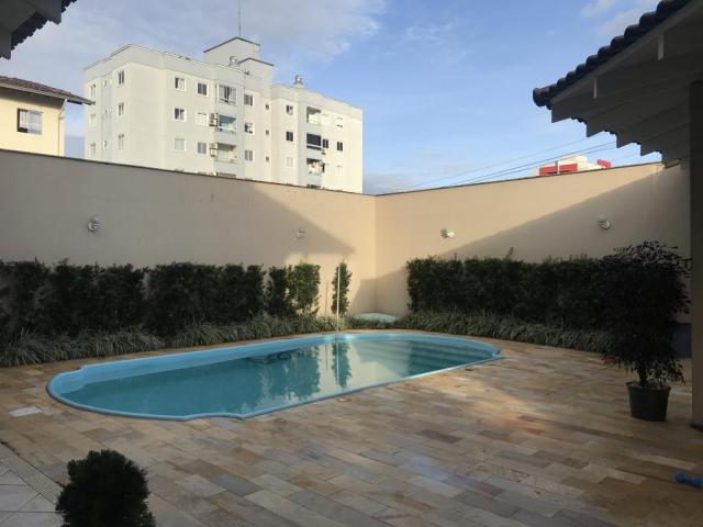 Casa à venda com 5 dormitórios em Floresta, Joinville cod:KR813 - Foto 12