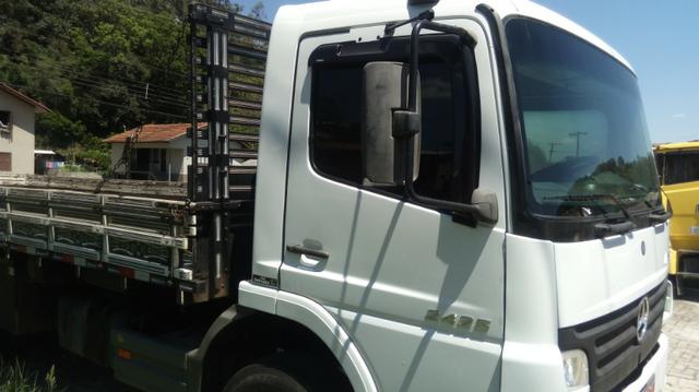 Vendo atego 2425 particular - Foto 4