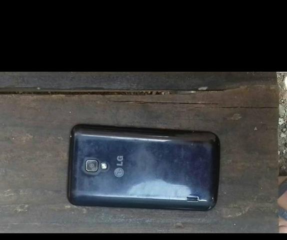 Celular lg 4.4