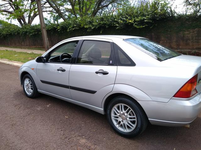 Focus sedan guia 2001 - Foto 14