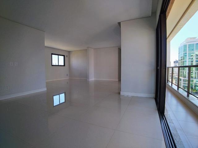 Apartamento no Centro em Itajaí. 3 Suítes, 147M², 2 Vagas de Garagem - Foto 6