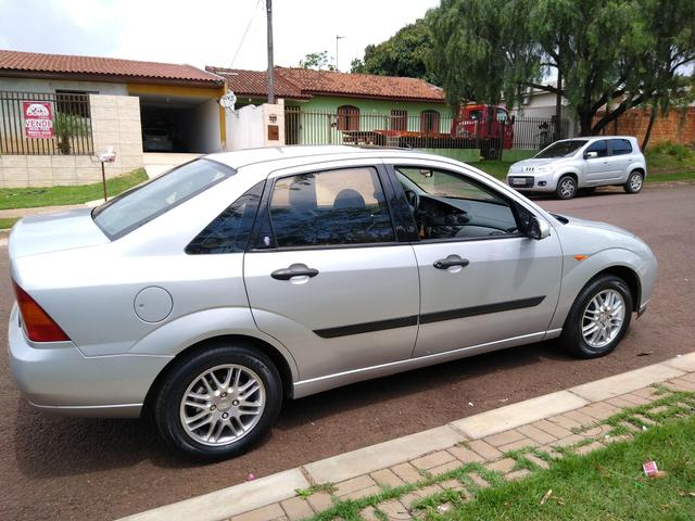 Focus sedan guia 2001 - Foto 10