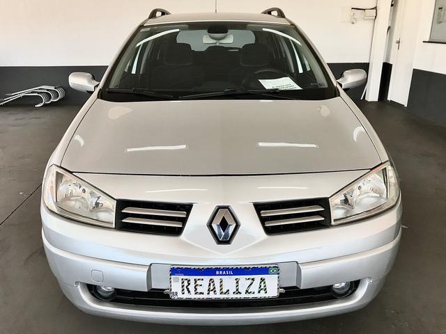 Megane Grand Tour Dynamique 1.6 16V (flex) 2011
