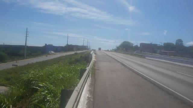 Vitória de Sto Antão=Vend. 155 mil terreno com 3.2 Hect. na BR-232 = Beira da Pista - Foto 2