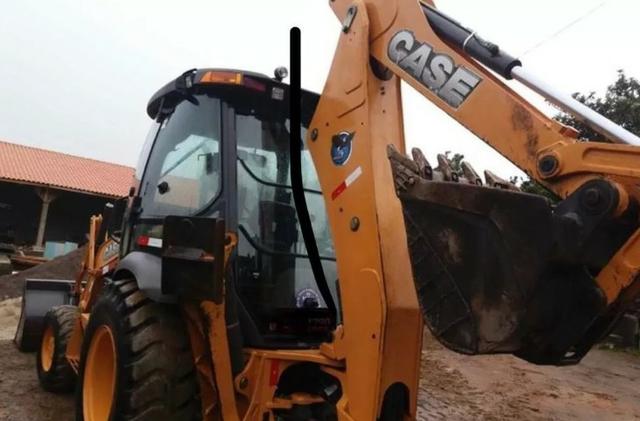 CASE 580N Ano 2012
