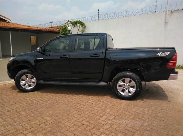 Hilux - Foto 2