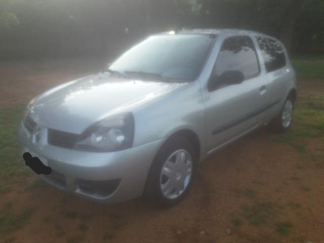 Veiculo Renault Clio 1.0 16v ano 2010