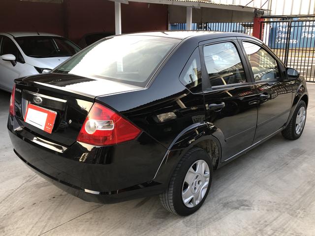 Ford Fiesta Sedan 1.6 2008 - Foto 2