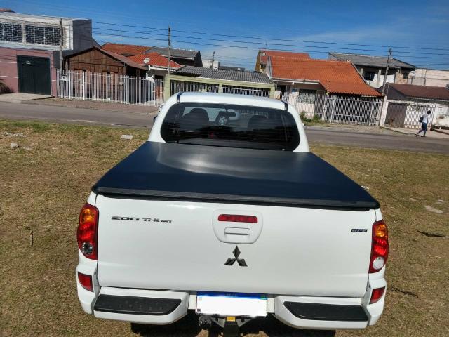 Mitsubishi L200 Triton HPE 3.2 top de linha 4x4 turbo - Foto 5