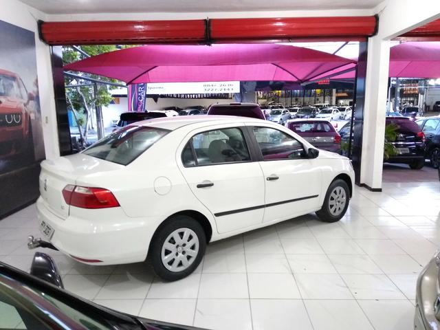 Voyage 1.6 G6 2013 C/ GNV Completo - Foto 4
