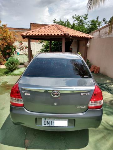 Étios Sedan 1.5 XLS 2014 - Foto 2