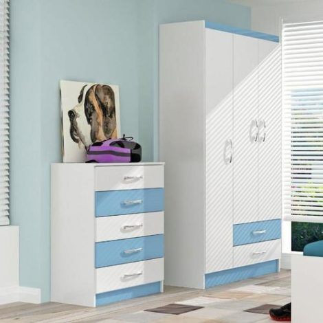 Quarto conjunto roupeiro e cômoda