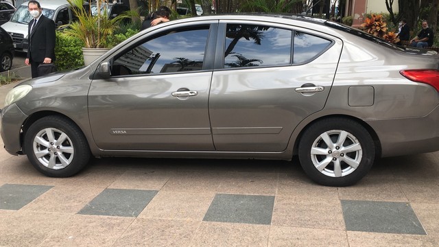 NISSAN VERSA 1.6 SL 16V