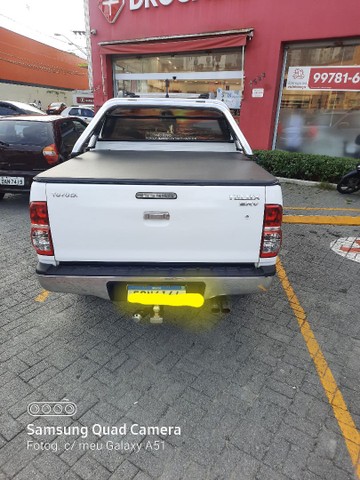 VENDE-SE HILUX TOP.DE LINHA SÓ PEGAR E RODAR.