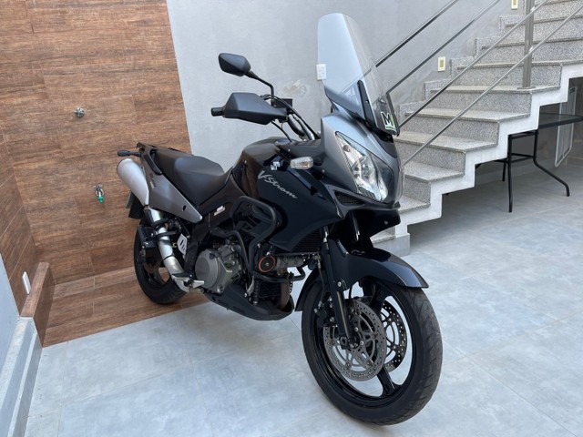 V-STROM 1000 PRETA 2008 APENAS 37.500 KM