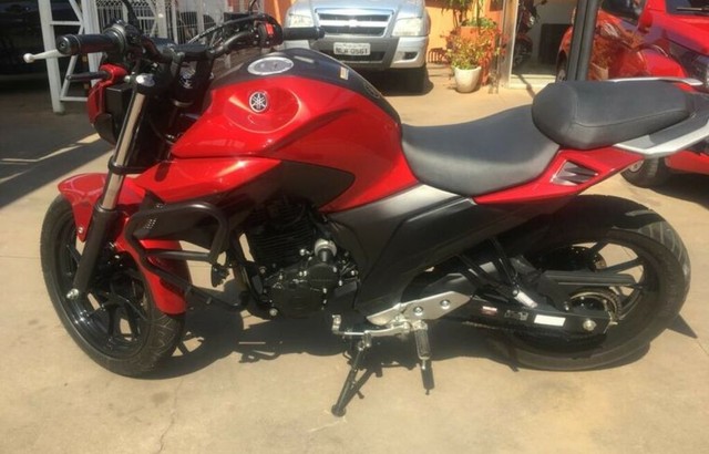 YAMAHA FAZER 250
