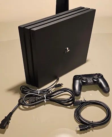 PS4 PRO 1 TB, 2 jogos + 2 controles original + suporte para