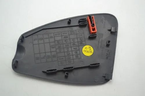 Moldura Tampa Caixa Fusível Painel Renault Logan Original - Foto 4