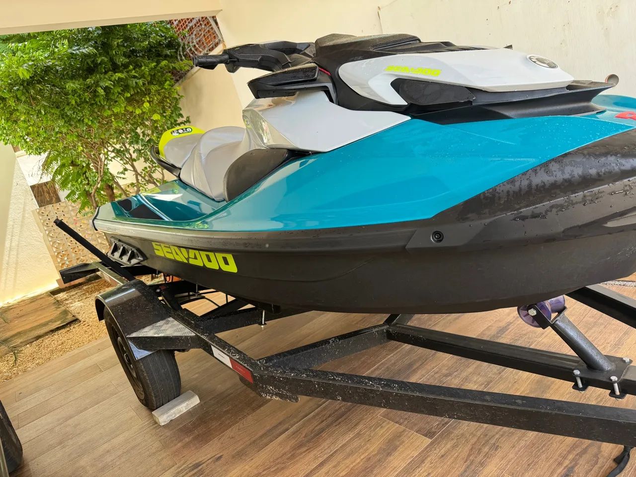 Jet Ski Sea-Doo 170 - 2024 com som