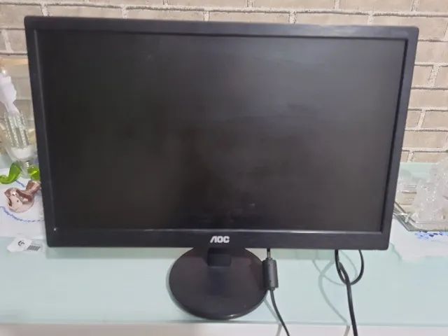 Monitor AOC 19'' VGA - Garantia. - Foto 2